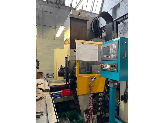 Kearney & trecker milwaukee - modu-line - cnc horizontale machinecentra - afbeelding 17 van  19