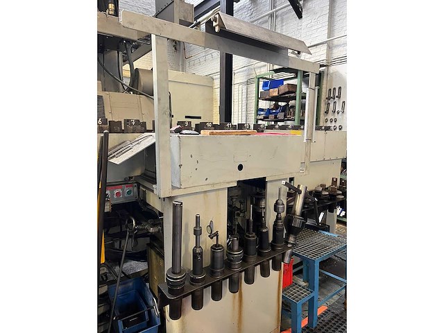 Kearney & trecker milwaukee - modu-line - cnc horizontale machinecentra - afbeelding 10 van  19