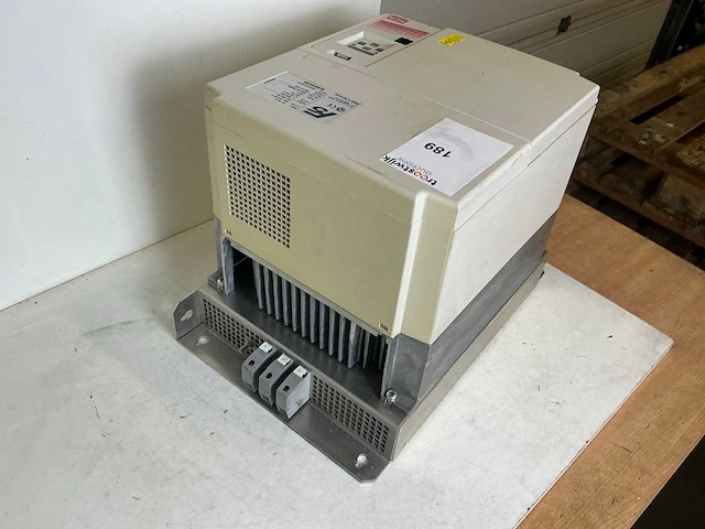 Keb combivert 18f5c1h-360f frequentieregelaar - afbeelding 7 van  7