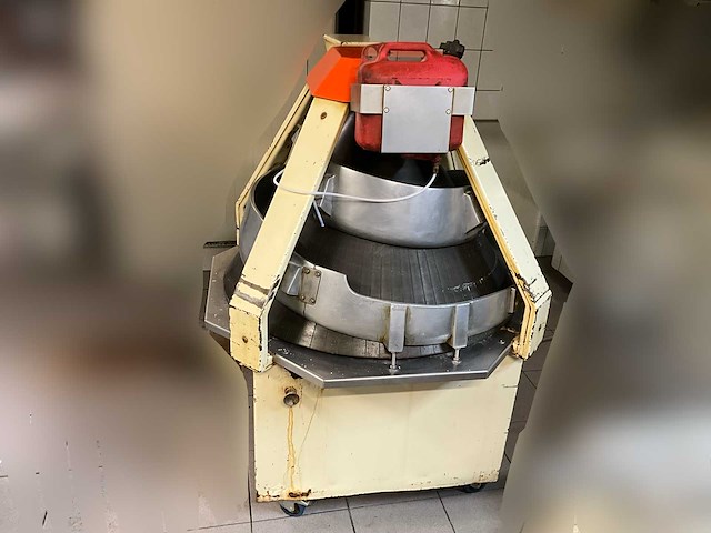 Kegelopboller / deegopboller - functioneel - afbeelding 3 van  10