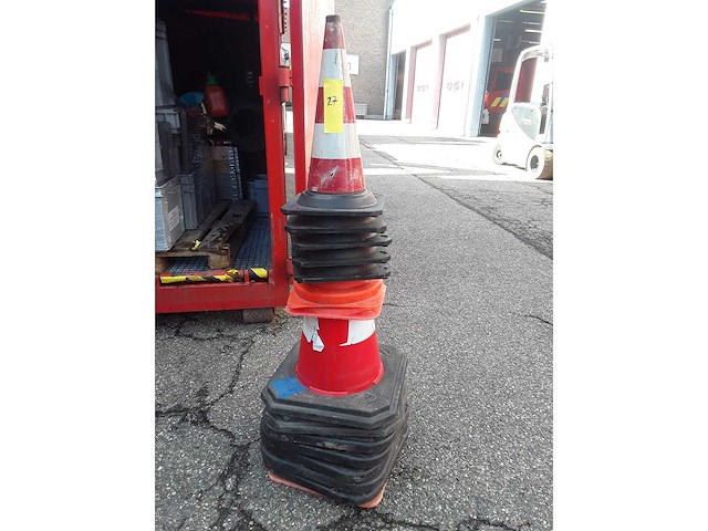 Kegels - afbeelding 1 van  2