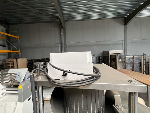 Kegelvormige gietmachine, bakkerijmachines, overig - afbeelding 3 van  5