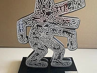 Keith haring beeld