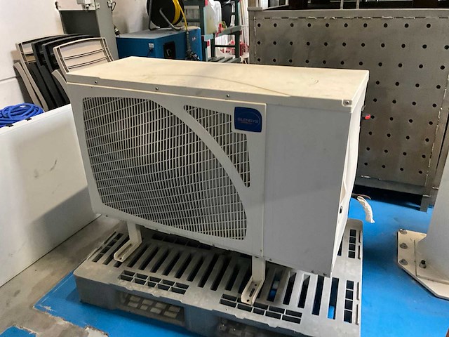 Kelvion kdc-352-4an-hx32-1 verdamper met silensys koelgroep - afbeelding 3 van  5