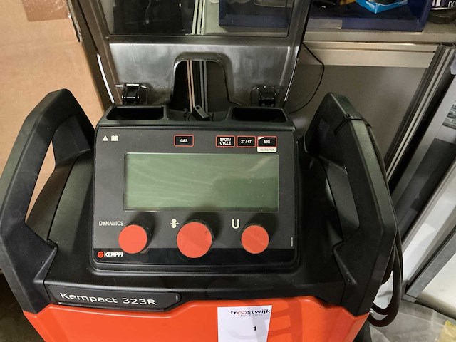 Kemppi kempact 323r mig lasapparaat geschikt voor 0.8-1.2 mm. - afbeelding 1 van  3