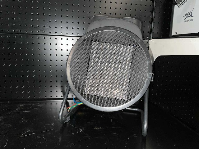 Kende - elektrische kachel 3000w - afbeelding 1 van  3