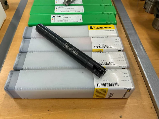 Kennametal en widia wisselplaatfrees lange uitvoering (14x) - afbeelding 2 van  4