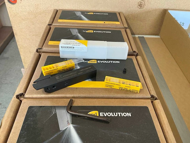 Kennametal kit met afsteek/ gleufsteelbeitel (4x) - afbeelding 1 van  6