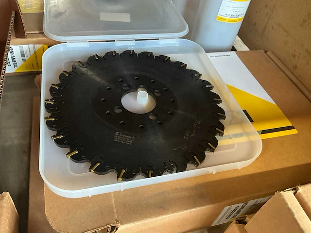 Kennametal partij diverse wisselplaat - en schijffrezen - afbeelding 5 van  7