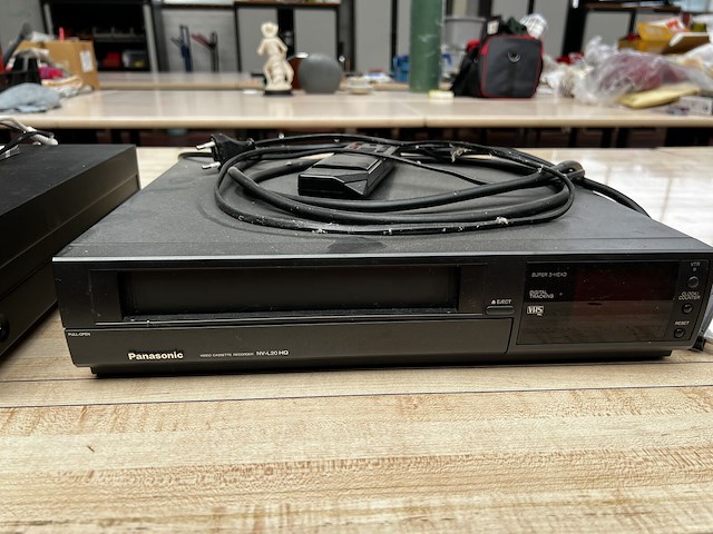 Kenwood tuner en panasonic vhs - afbeelding 4 van  4
