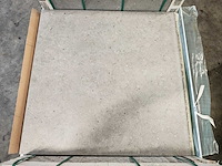 Keope omnia pirenei silver mat 80x80 cm tegel 51,76 m² - afbeelding 1 van  3
