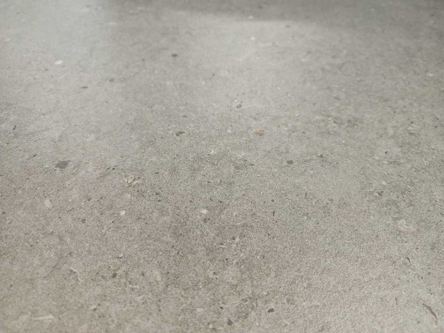 Keope omnia pirenei silver mat 80x80 cm tegel 51,76 m² - afbeelding 2 van  5