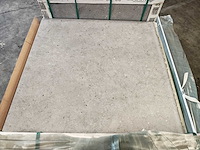 Keope omnia pirenei silver mat 80x80 cm tegel 51,76 m² - afbeelding 1 van  2