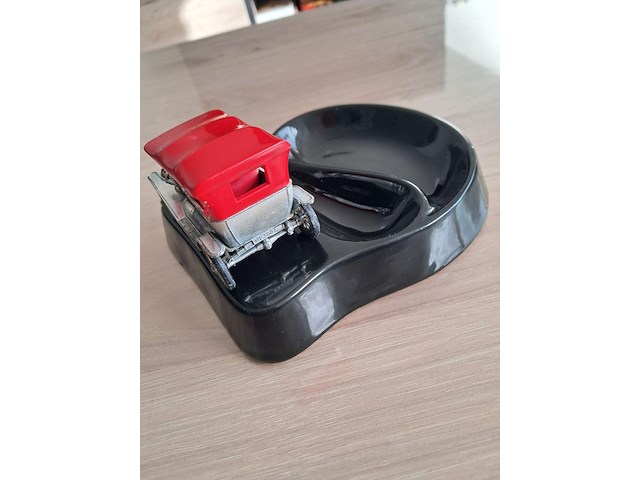 Keramiek asbak met oldtimer auto (made in italy) - afbeelding 2 van  13