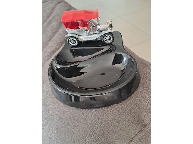 Keramiek asbak met oldtimer auto (made in italy) - afbeelding 4 van  13