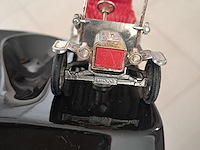 Keramiek asbak met oldtimer auto (made in italy) - afbeelding 5 van  13