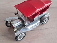 Keramiek asbak met oldtimer auto (made in italy) - afbeelding 1 van  13