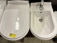 Keramiek toilet en bidet - afbeelding 1 van  2
