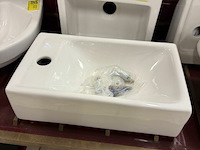 Keramieken lavabo - afbeelding 1 van  3