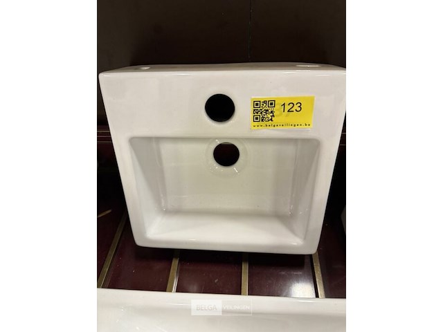 Keramieken lavabo - afbeelding 2 van  3