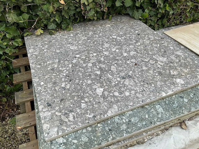 Keramische tuintegel (32x) - afbeelding 2 van  4