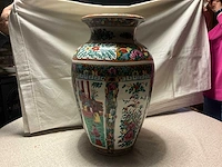 Keramische vaas met chinese print