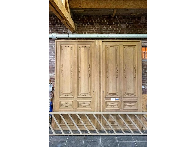 Kerkdeuren eik, lambrisering - afbeelding 1 van  5