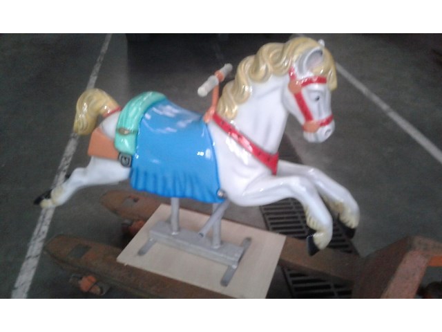 Kermisattribuut paard - afbeelding 2 van  2