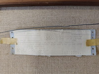 Kerselaren bureau 2 laden camile&vence afm; 135x40x77, 2 nachttafeltjes camille&vence afm. 47x33x62, schilderij p.delvaux - afbeelding 15 van  16