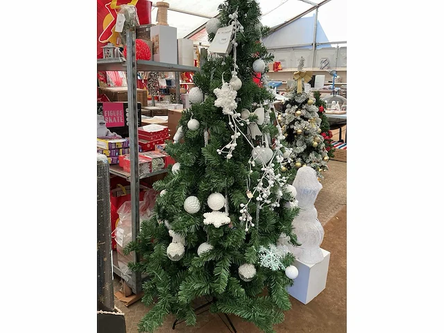 Kerst- & seizoensartikelen kunstkerstboom inclusief decoratie - afbeelding 2 van  2