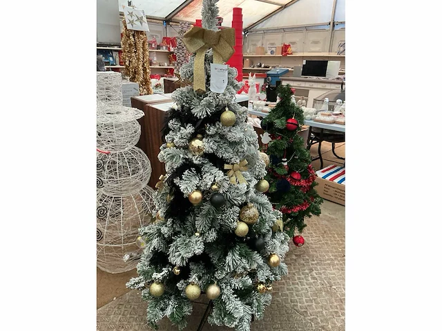 Kerst- & seizoensartikelen kunstkerstboom inclusief decoratie - afbeelding 1 van  3