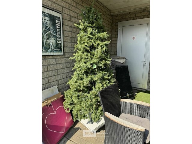 Kerstboom met deco verlichting - afbeelding 1 van  6