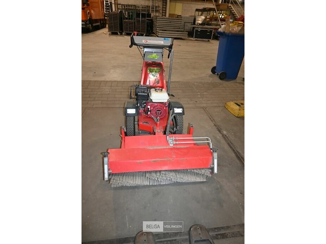 Kersten werktuigdrager + veegborstel - afbeelding 2 van  8