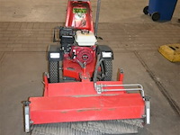 Kersten werktuigdrager + veegborstel - afbeelding 2 van  8