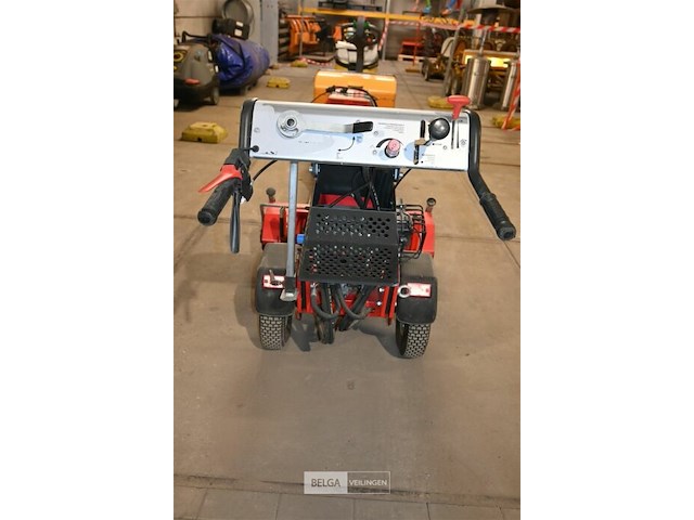 Kersten werktuigdrager + veegborstel - afbeelding 4 van  8