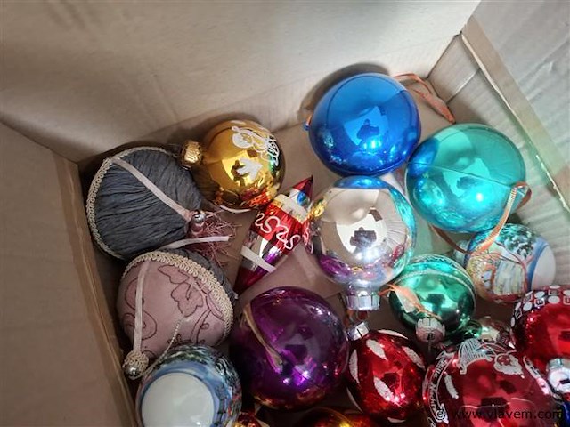 Kerstmateriaal - afbeelding 2 van  3