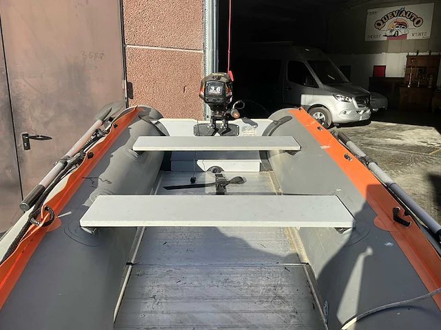 Kesser kesser sy-320 opblaasboot met hangkai 3.6 motor kesser sy-320 opblaasboot met hangkai 3.6 motor - afbeelding 2 van  13