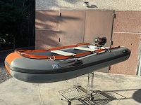 Kesser kesser sy-320 opblaasboot met hangkai 3.6 motor kesser sy-320 opblaasboot met hangkai 3.6 motor