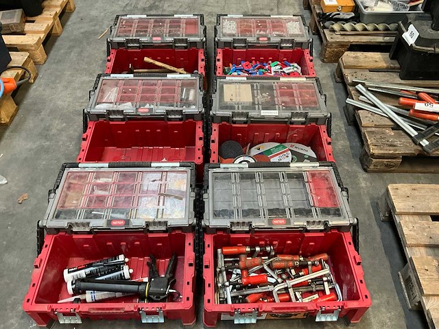 Keter cantilever gereedschapskoffer (6x) - afbeelding 1 van  10