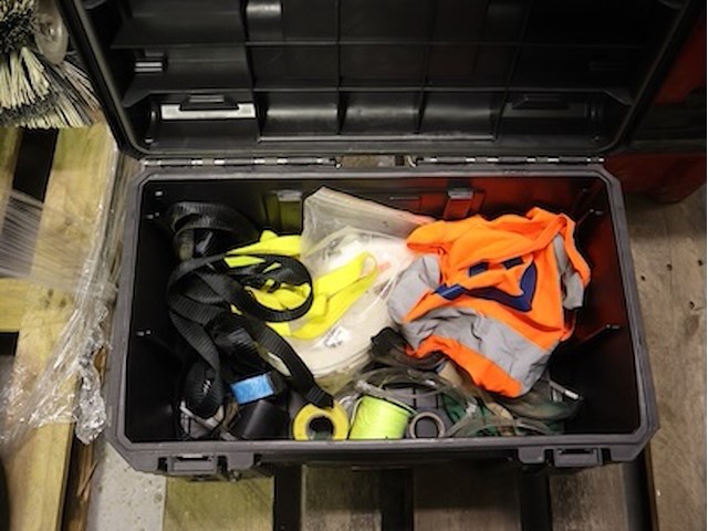 Keter gereedschapskoffer - afbeelding 3 van  5