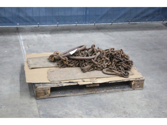 Ketting - afbeelding 1 van  1