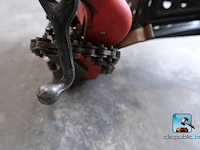 Kettingbankschroef op statief - afbeelding 5 van  6