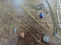 Kettingen, devotica, hangers enz…. - afbeelding 3 van  4