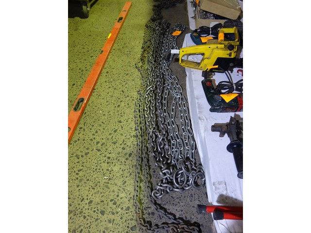 Kettingen - afbeelding 1 van  1