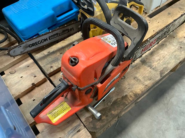 Kettingzaag (2x) - afbeelding 3 van  5