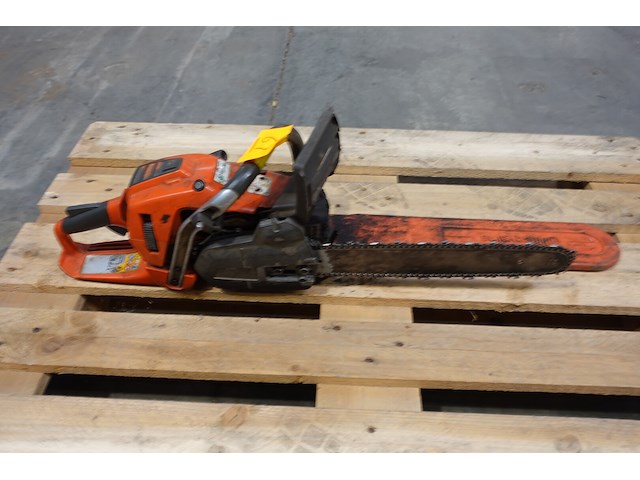 Kettingzaag husqvarna - afbeelding 2 van  7
