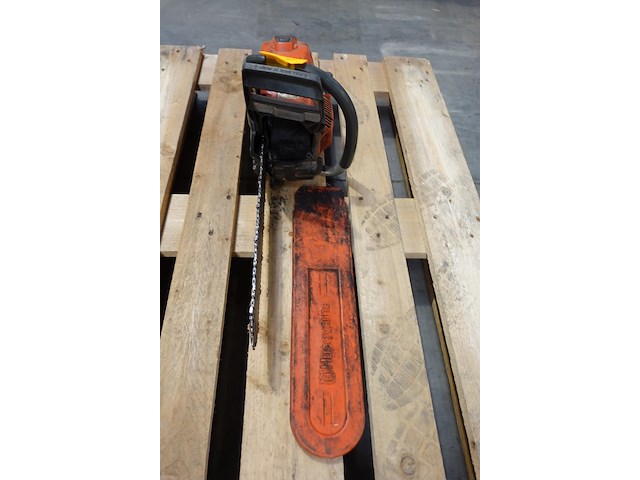 Kettingzaag husqvarna - afbeelding 3 van  7