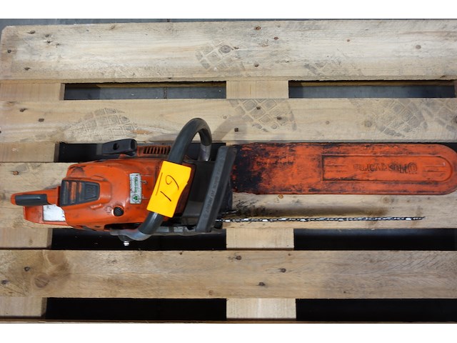 Kettingzaag husqvarna - afbeelding 4 van  7