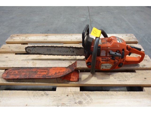 Kettingzaag husqvarna - afbeelding 1 van  7