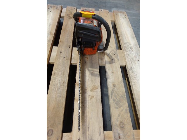 Kettingzaag husqvarna - afbeelding 3 van  7